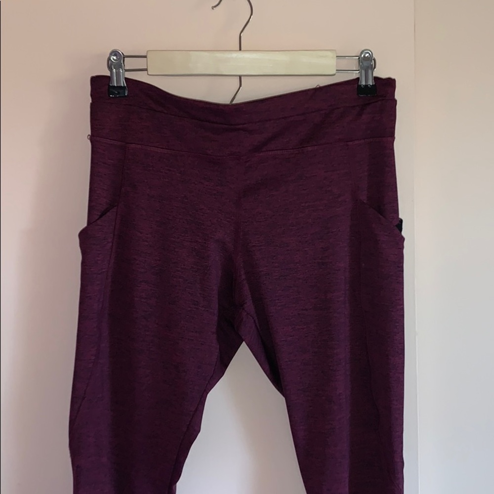 BURGUNDY WORKOUT LEGGINGS
